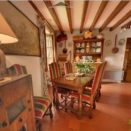 De La Galaisiere Feriehus Préaux